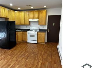 78-07 Myrtle Ave #2R, Ridgewood, NY 11385