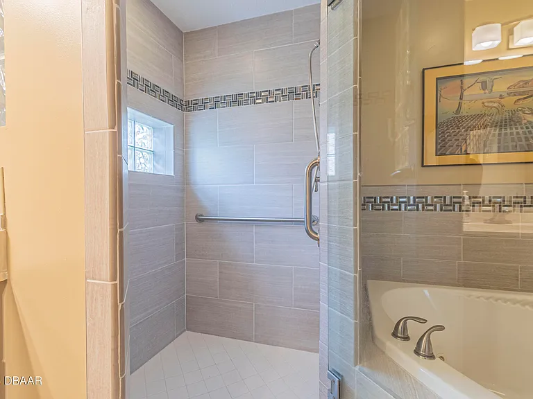 6236 Clover Bend Dr — Photo 45