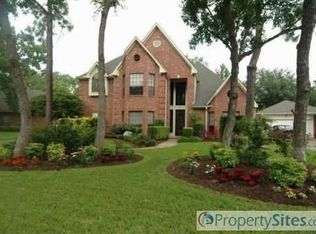 15911 Parkchester Dr, Houston, TX 77062