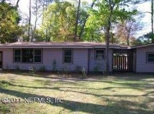 1999 Burkholder Cir E, Jacksonville, FL 32216