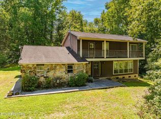 151 Phillip Freels Ln, Clinton, TN 37716