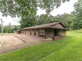 1020 E Washington St, Doniphan, MO 63935