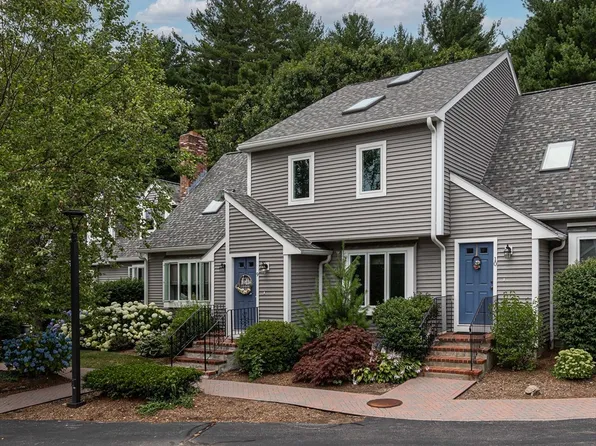 9 Indian Cove Way #9, South Easton, MA 02375