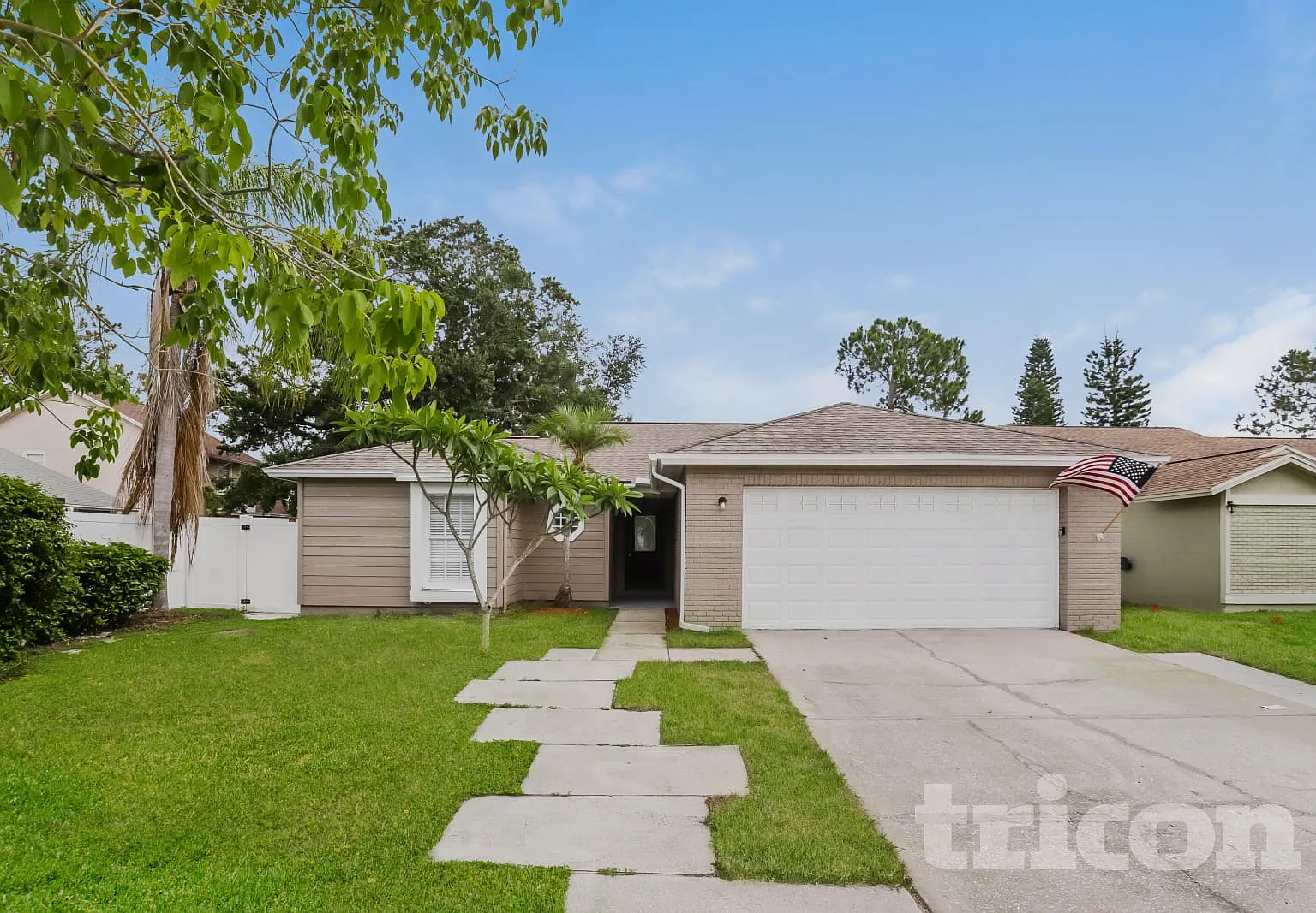 13613 Fawn Ridge Blvd Tampa FL — Photo 1