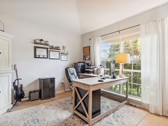 5th image of 86061 Evergreen Pl