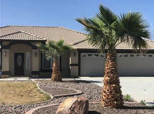 21781 Cholena Rd, Apple Valley, CA 92307