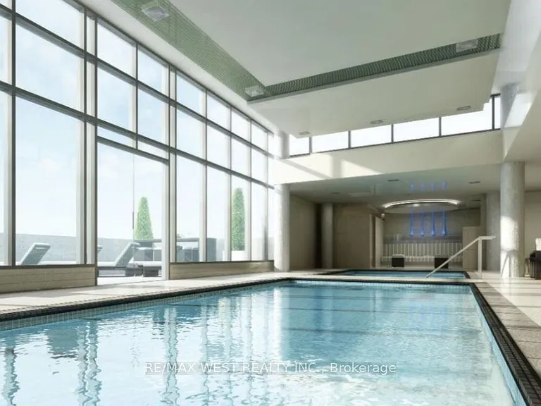 9471 Yonge St #630 — Photo 13
