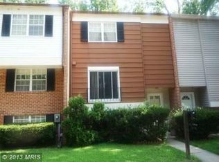 16 Maple Hollow Ct, Baltimore, MD 21234