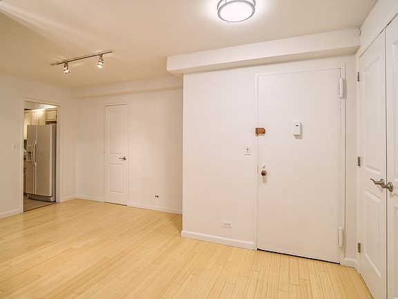 3rd image of 302 Lexington Ave #4D