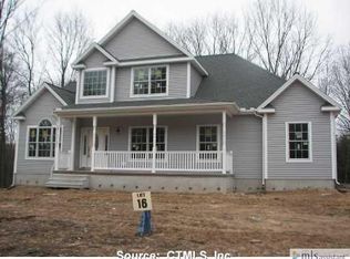 16 Jubrey Dr, Windsor, CT 06095