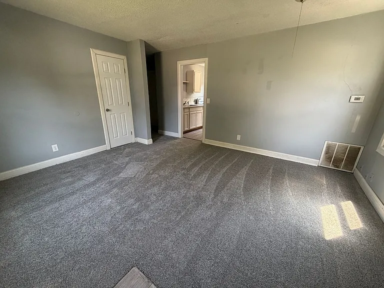 3521 E Sunview Ave — Photo 1