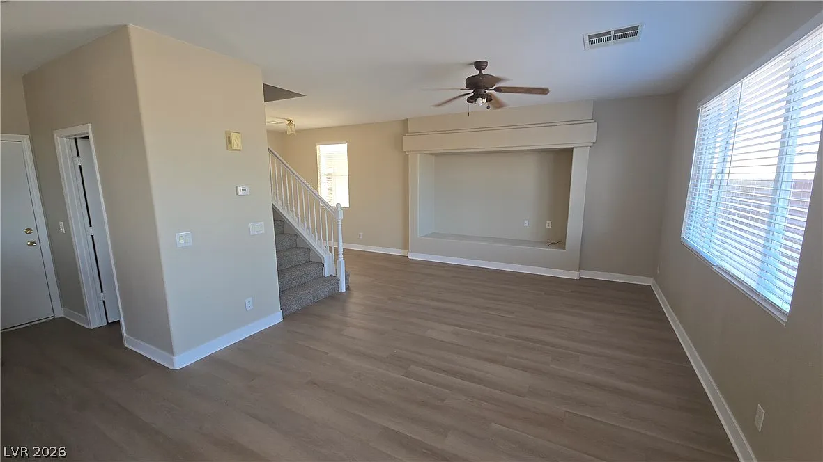 3 bed, 2.5 bath, 1815 sqft, $1,975 — Photo 4