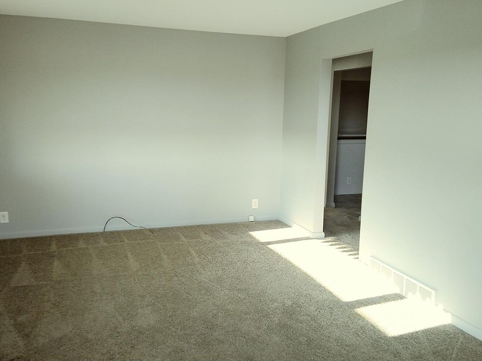 Walking in the front door brings you into a very nice sized livingroom.