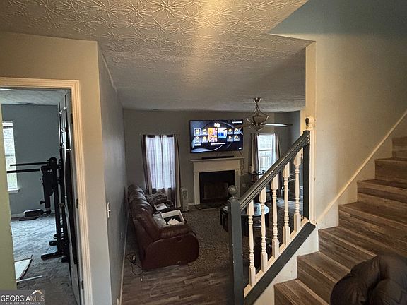 5th image of 526 Canady Ct