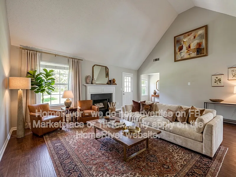 4 bed, 3.0 bath, 2112 sqft, $2,235 — Photo 2
