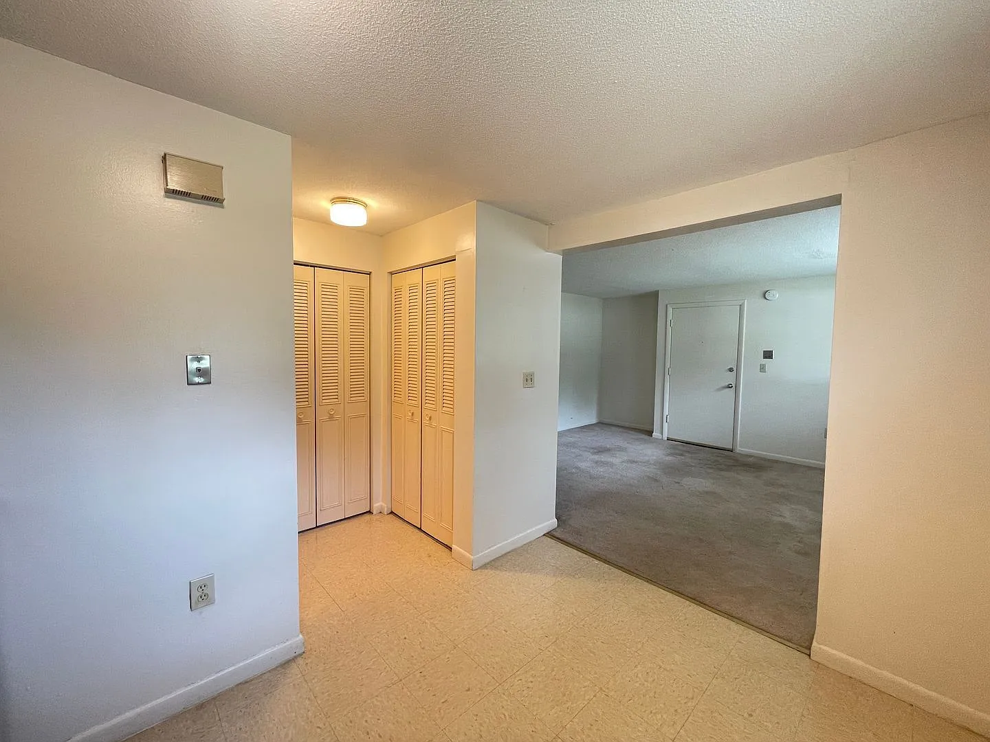 Studio, 1.0 bath, 358 sqft, $1,295 — Photo 4