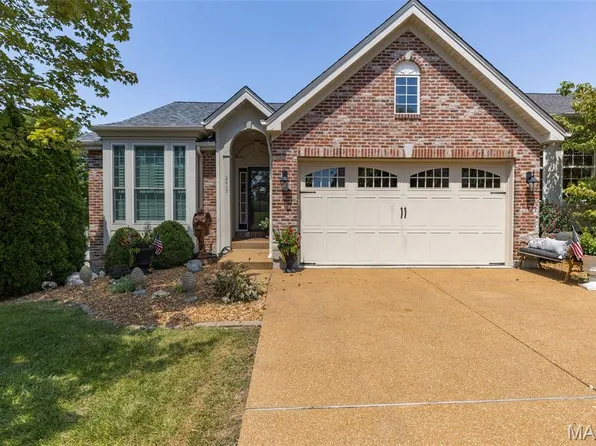 2415 Andrea Crest Dr, Washington, MO 63090