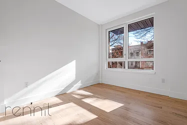 Rented by Rennit Inc.