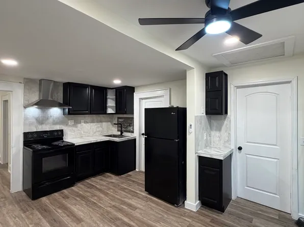 1322 Triple Hill Dr, Macon, GA 31206