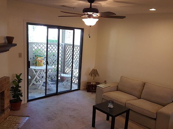 4th image of 421 W San Antonio St