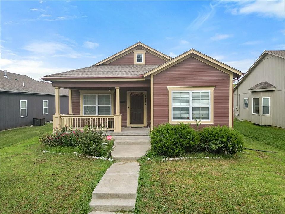 1st image of 1312 Grandview Blvd