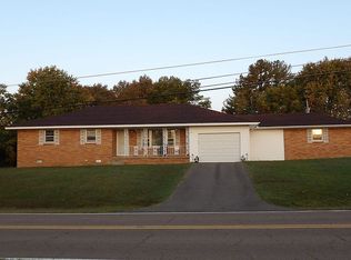 601 Broad St, Greenfield, TN 38230