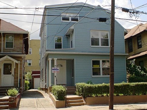 1st image of 16 Tillinghast St #1