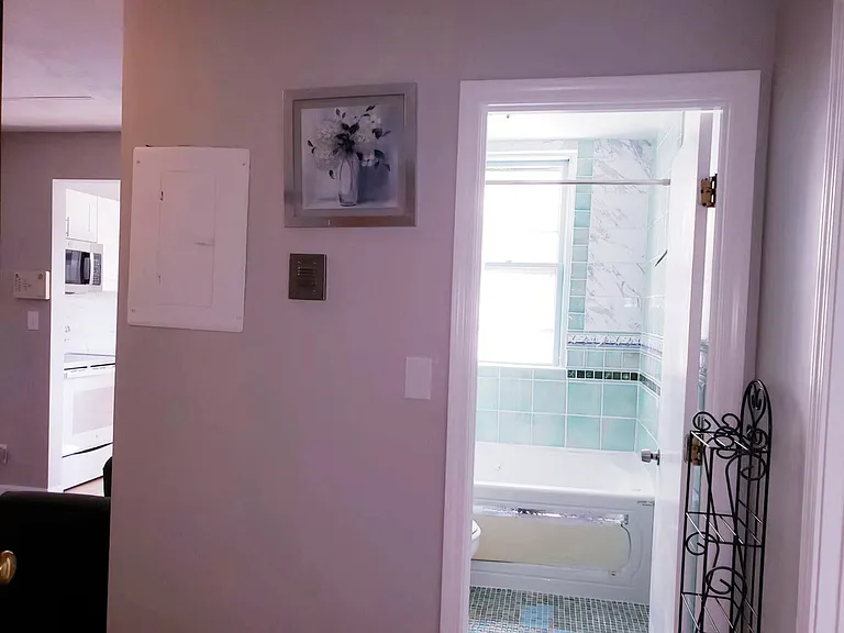 84 Gordon St #403 — Photo 8