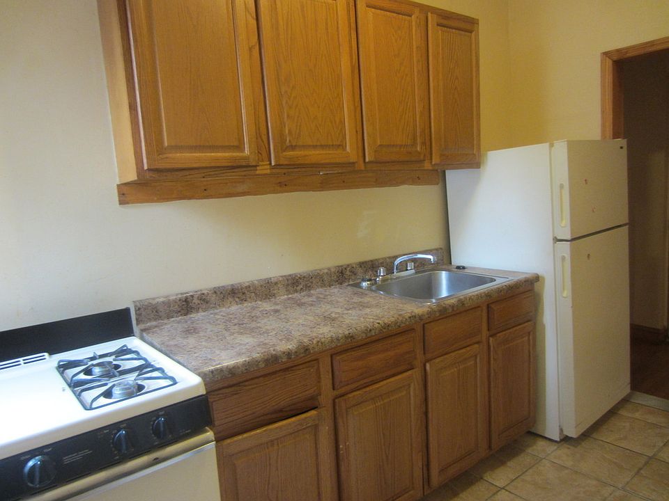 1st image of 1325 Eastern Pkwy APT B7