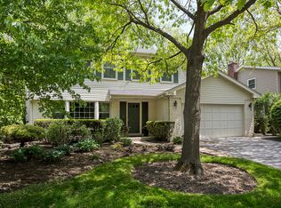 1155 Knollwood Rd, Deerfield, IL 60015