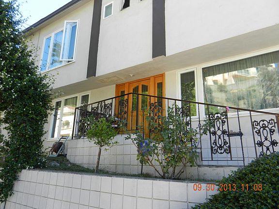 2nd image of 1806 Hillcrest Ave
