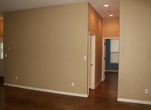 3rd image of 326 Kaanapali Ln