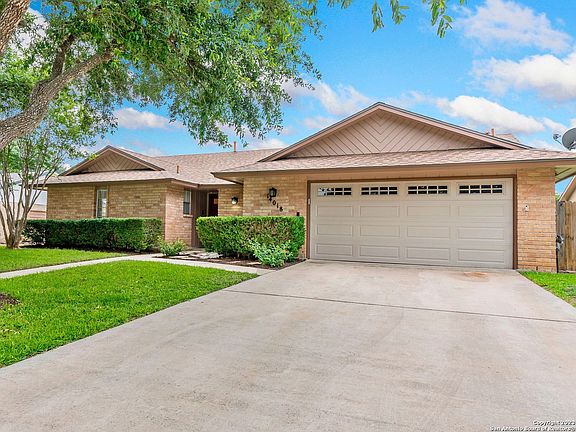 2nd image of 14018 Susancrest Dr