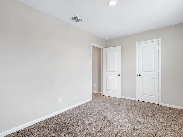 9226 Bennett Frst — Photo 22