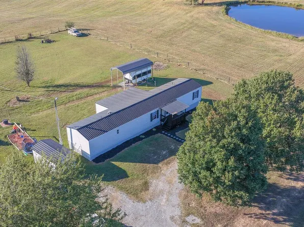 1343 N Jackson Hwy, Hardyville, KY 42746