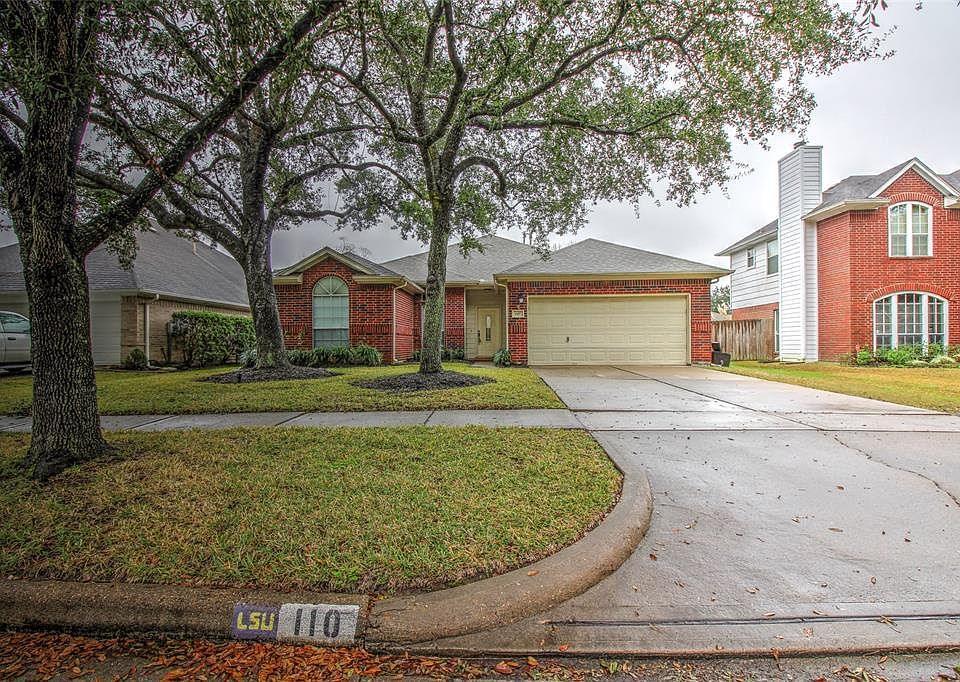 1st image of 110 Island Breeze Cir