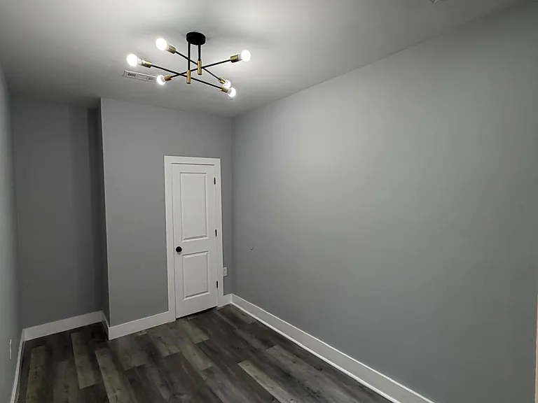 235 2nd St #2 — Photo 7