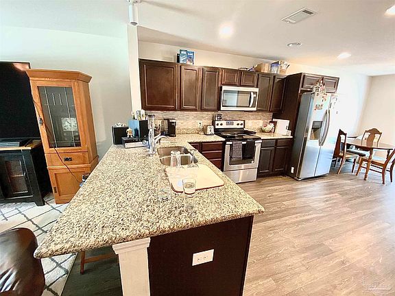 4th image of 10492 River Birch Dr Unit A