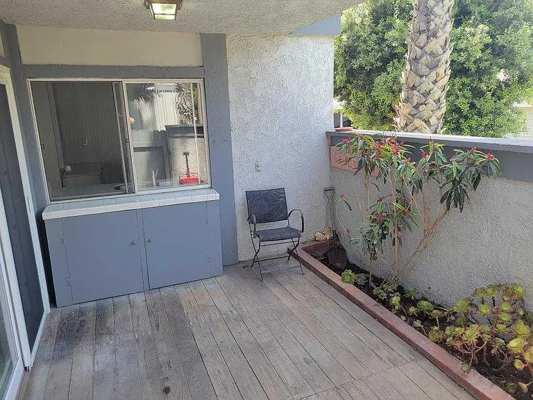 16942 Pacific Coast Hwy #102 — Photo 12