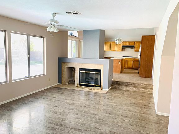 2nd image of 6464 La Palma Pkwy #1
