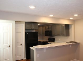 602 S Center St, Mahomet, IL 61853