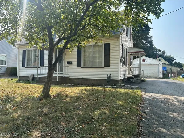 927 E 6th St, Lisbon, OH 44460