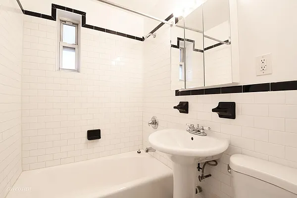 Rented by Corcoran | media 7