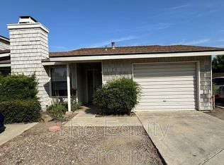 4304 W Douglas Ave, Visalia, CA 93291