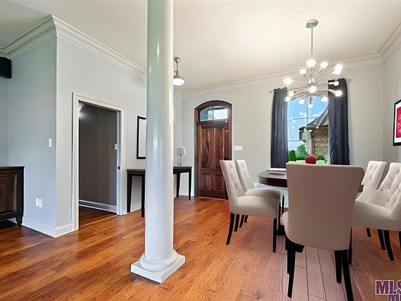 3rd image of 40448 Augustin Ave