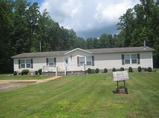 332 Burnett Ln, Heathsville, VA 22473