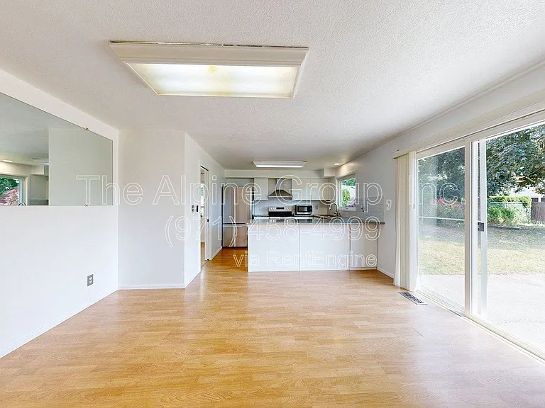2314 SE 53rd Ave — Photo 18