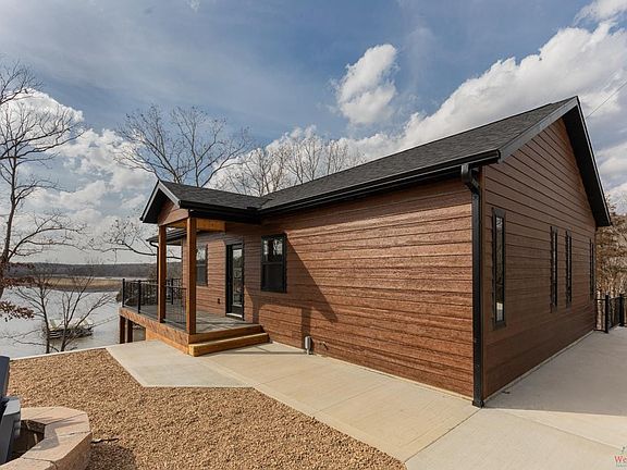 2nd image of 27960 Vasser Cir
