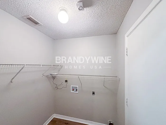 1721 Brandon Trace Ave — Photo 17
