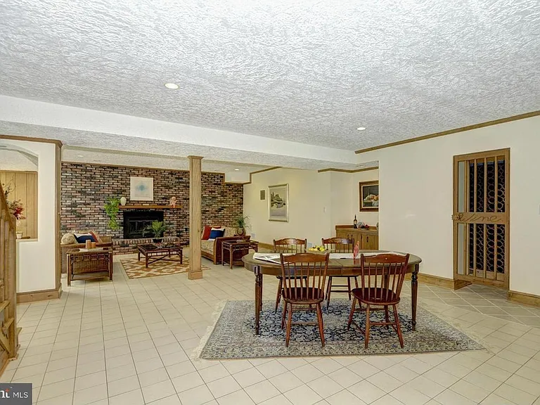 12009 Piney Meetinghouse Rd — Photo 21